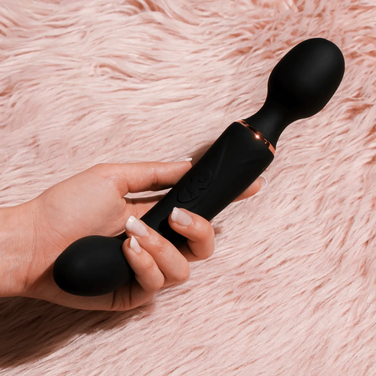 Blush Lush Gia Vibrator